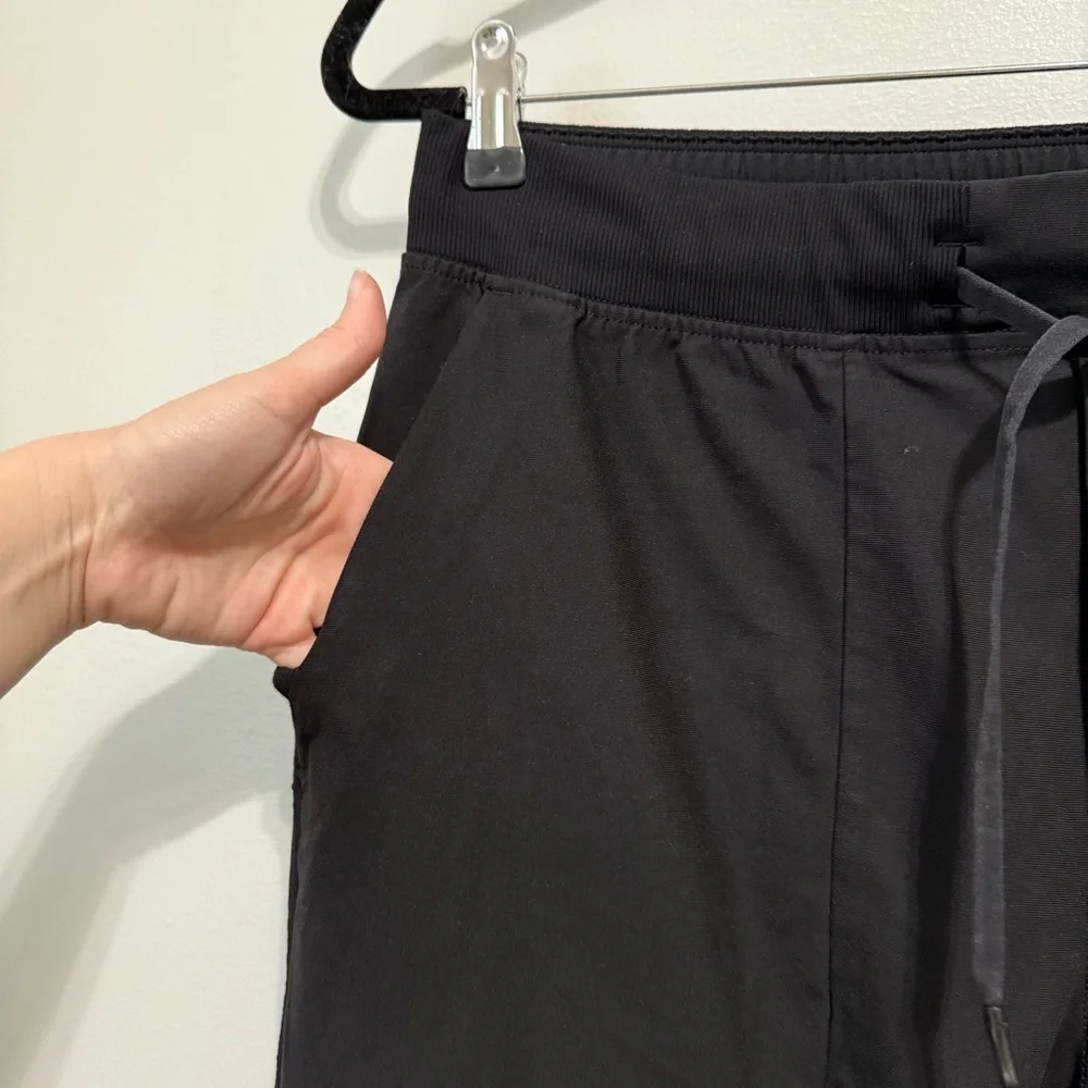 Lululemon Men’s Black Joggers Size XL